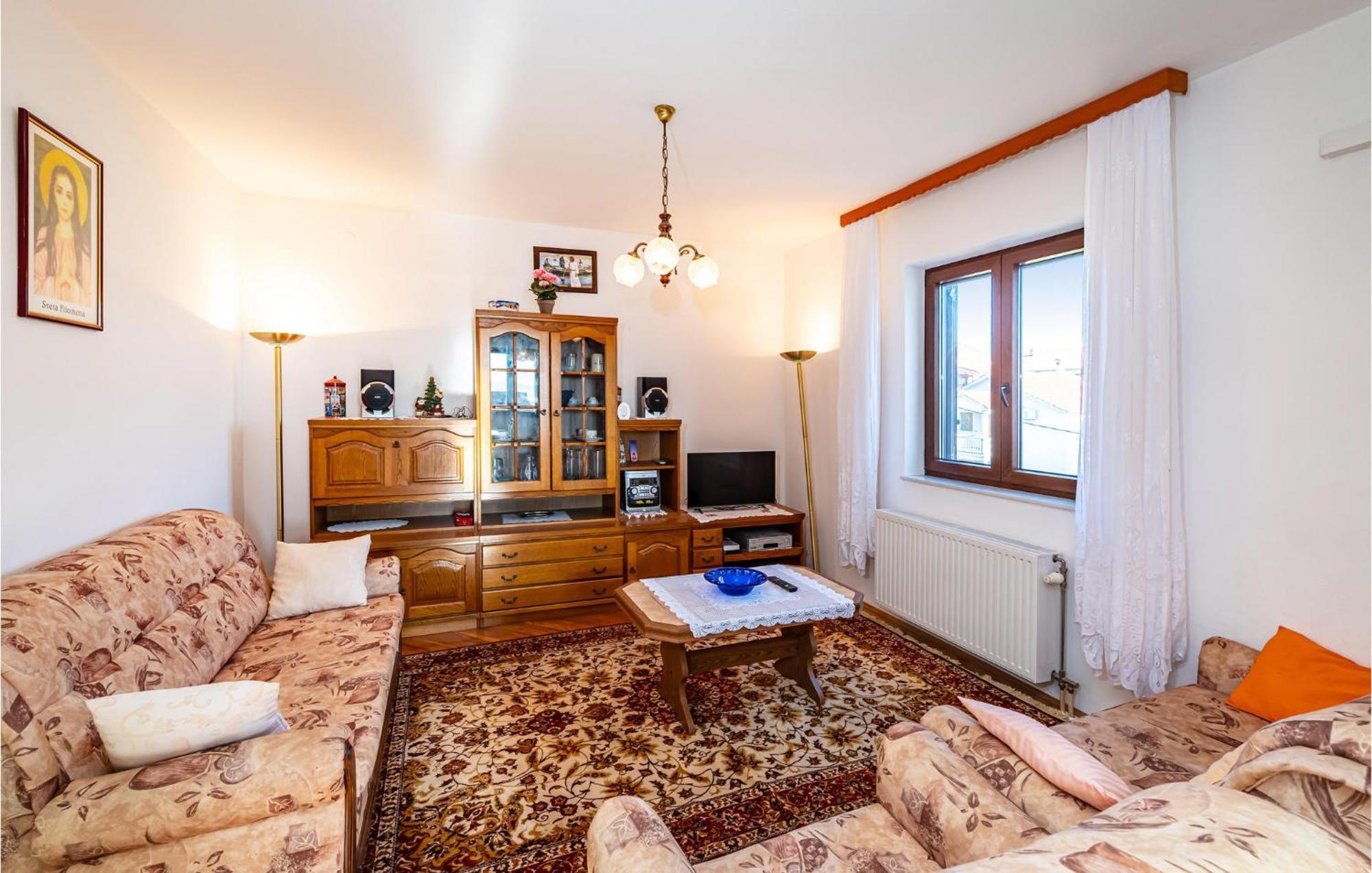 2 Bedroom Cozy Apartment In Задар Экстерьер фото