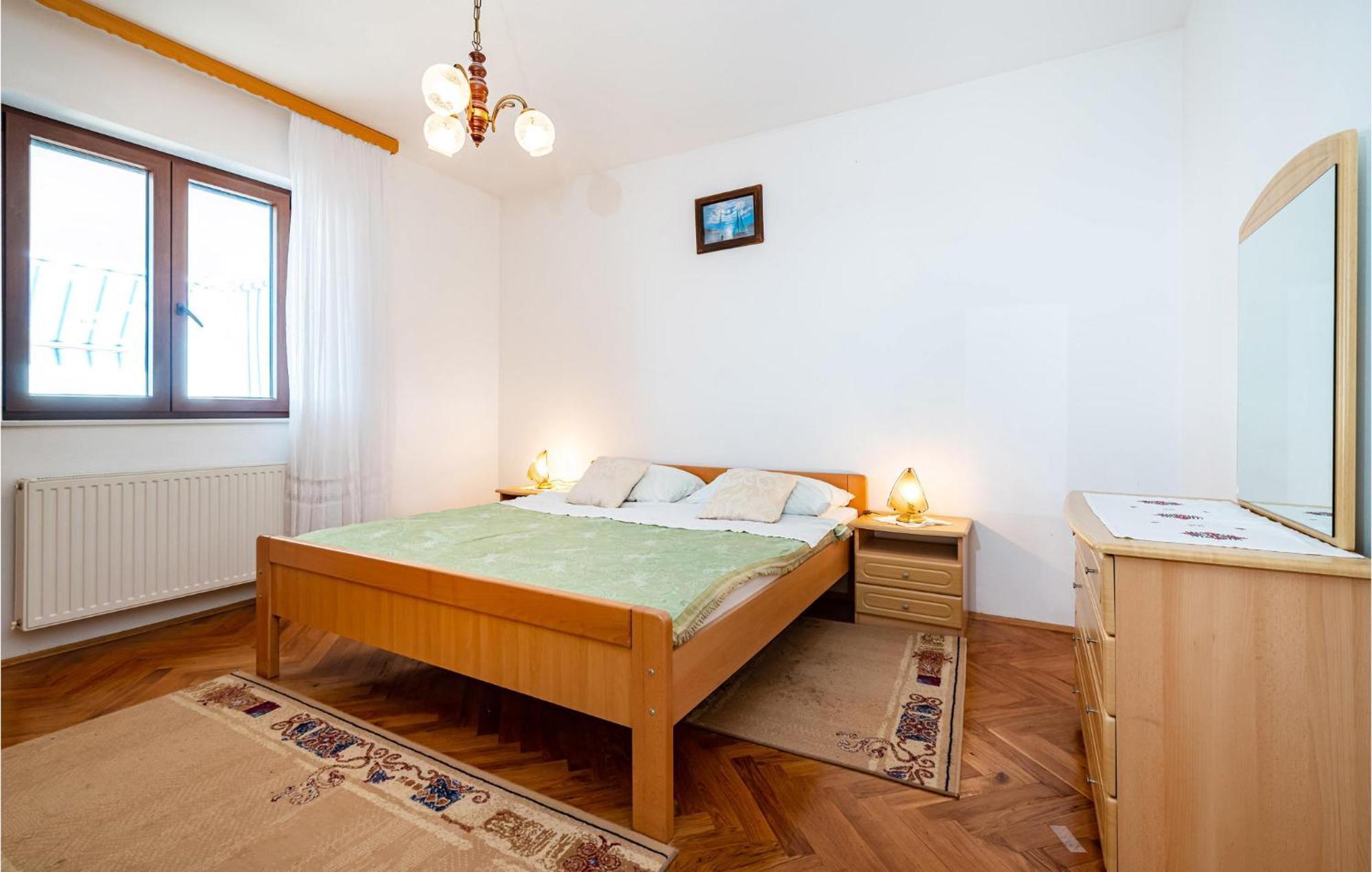 2 Bedroom Cozy Apartment In Задар Экстерьер фото